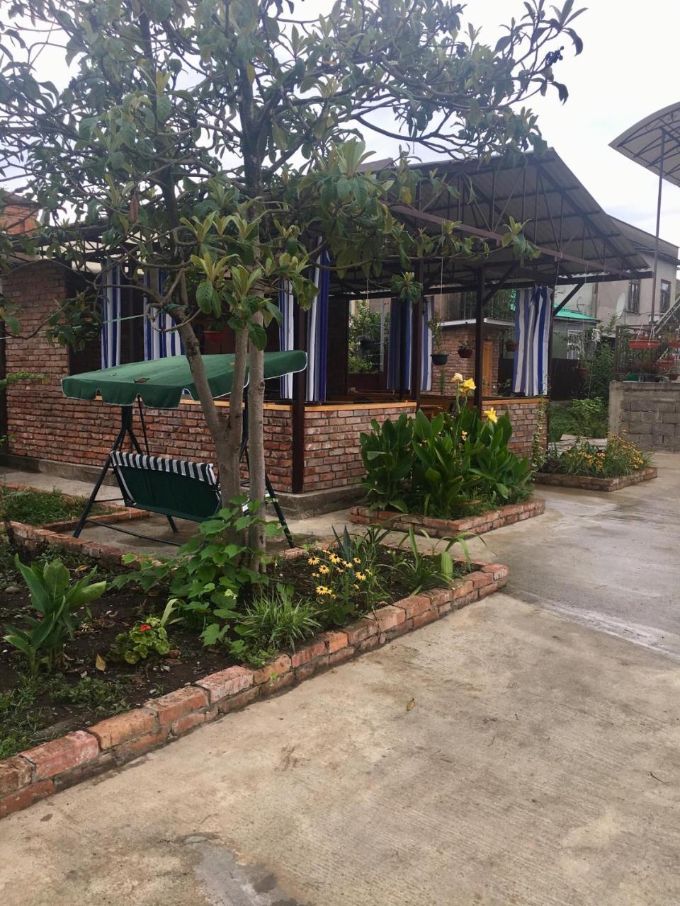 Guest House Nadia Sukhumi Exterior photo